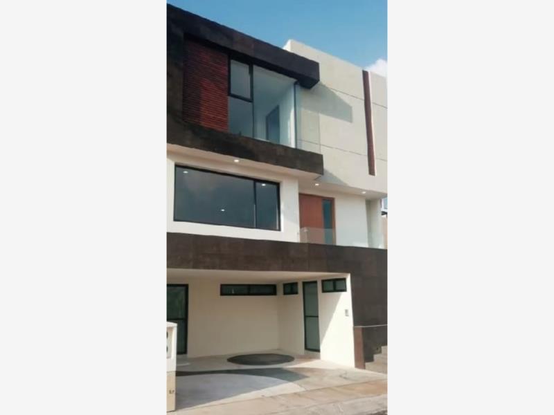Casa en venta en Residencial Lago Esmeralda, Atizapán de Zaragoza — foto 1 de 11
