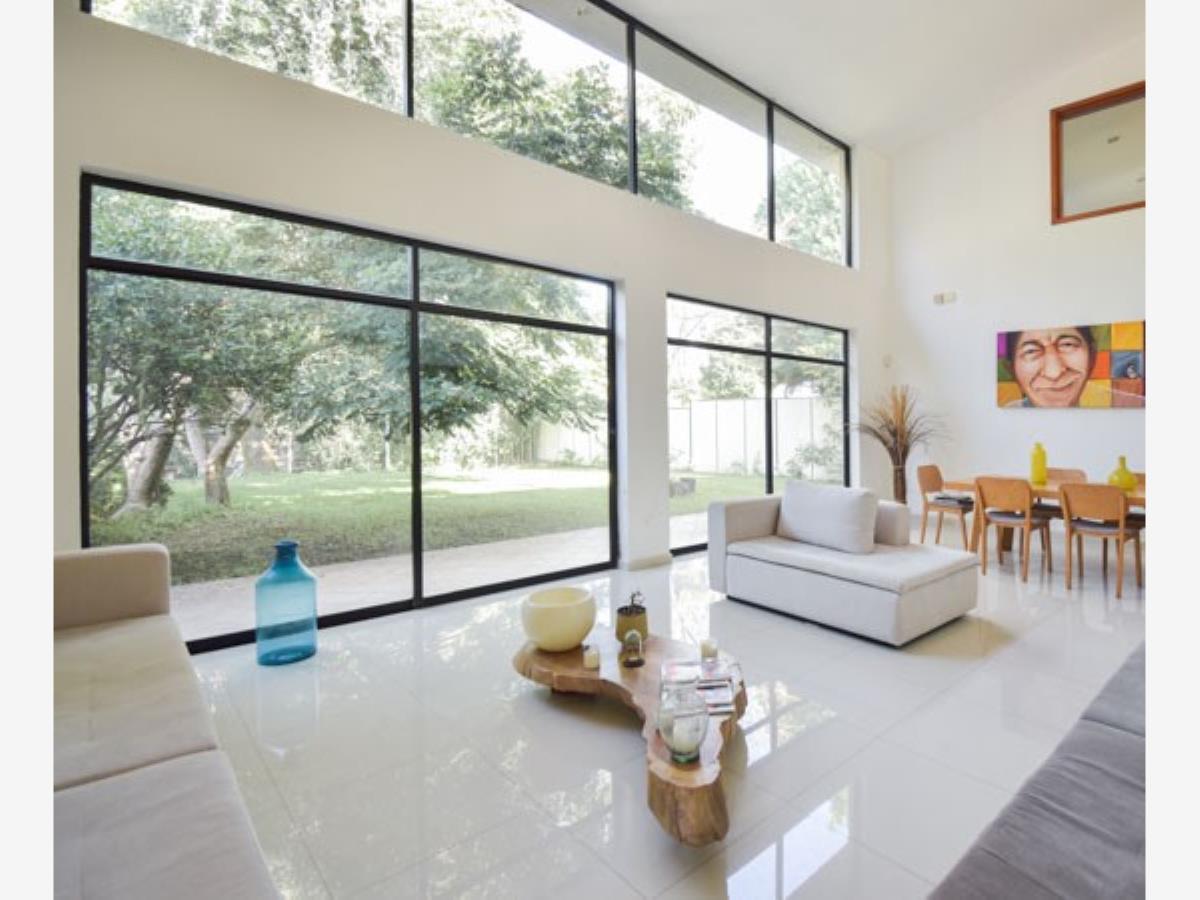 Casa en venta en Ciudad Bugambilia, Zapopan — foto 1 de 13