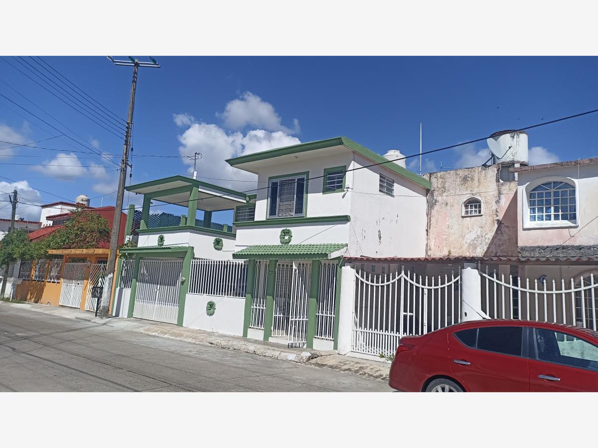 Casa en venta en Gustavo de la Fuente Dorantes, Comalcalco — foto 1 de 55