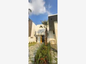 Casa en venta en Lomas de Cocoyoc, Atlatlahucan — foto 2 de 23