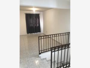 Casa en renta en Portal de Cumbres, Monterrey — foto 3 de 7