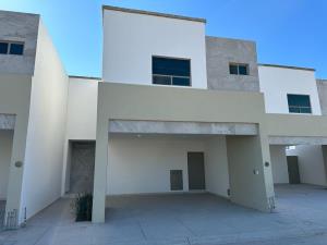 Casa en venta en Los Viñedos, Torreón — foto 3 de 19