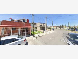 Casa en venta en Balcones Santín, Toluca — foto 2 de 8