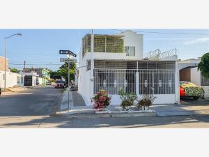 Casa en venta en Los Limones, Mazatlán — foto 2 de 49