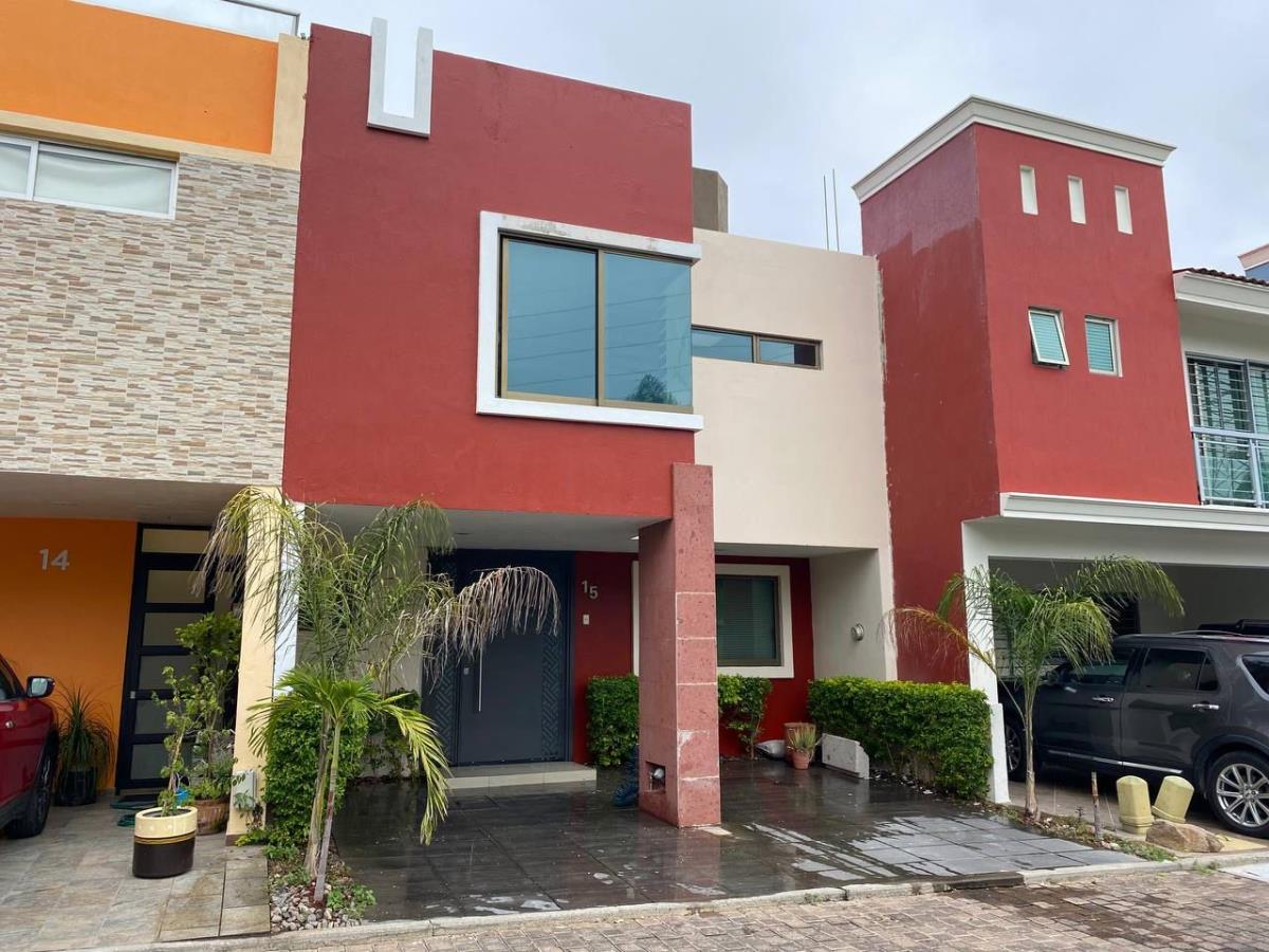 Casa en renta en Real de Valdepeñas II, Zapopan — foto 1 de 13