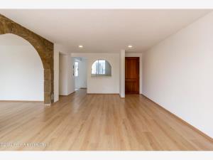 Departamento en venta en Ex-Ejido de Santa Úrsula Coapa, Coyoacán — foto 3 de 16