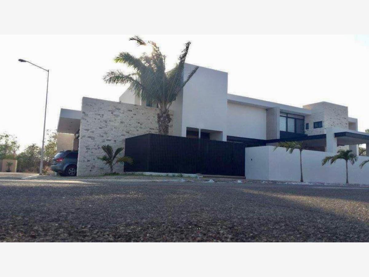 Casa en renta en Residencial Xcanatún, Mérida — foto 1 de 15