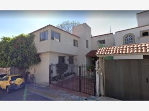 Casa en venta en Lomas Verdes 4a Sección, Naucalpan de Juárez — foto 3 de 10