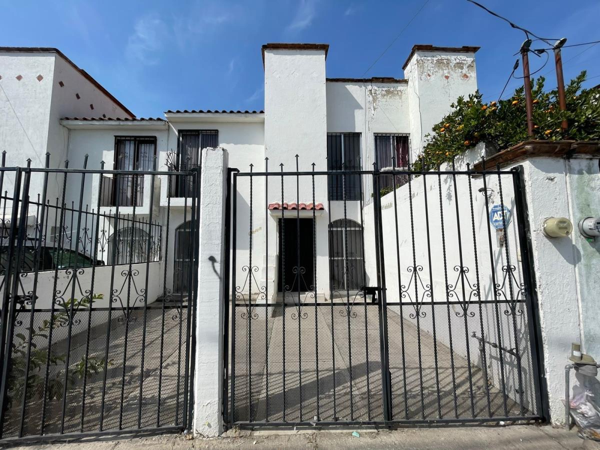 Casa en venta en La Hacienda, León — foto 1 de 11