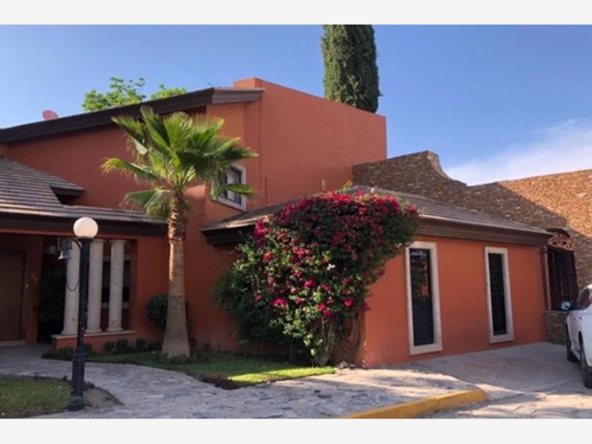Casa en venta en Las Huertas, Saltillo — foto 1 de 14
