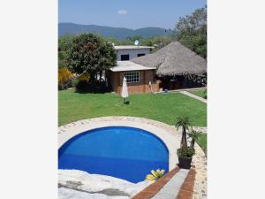 Finca-Rancho en venta en Camino Antiguo a Tepoztlán, Tepoztlán — foto 2 de 21