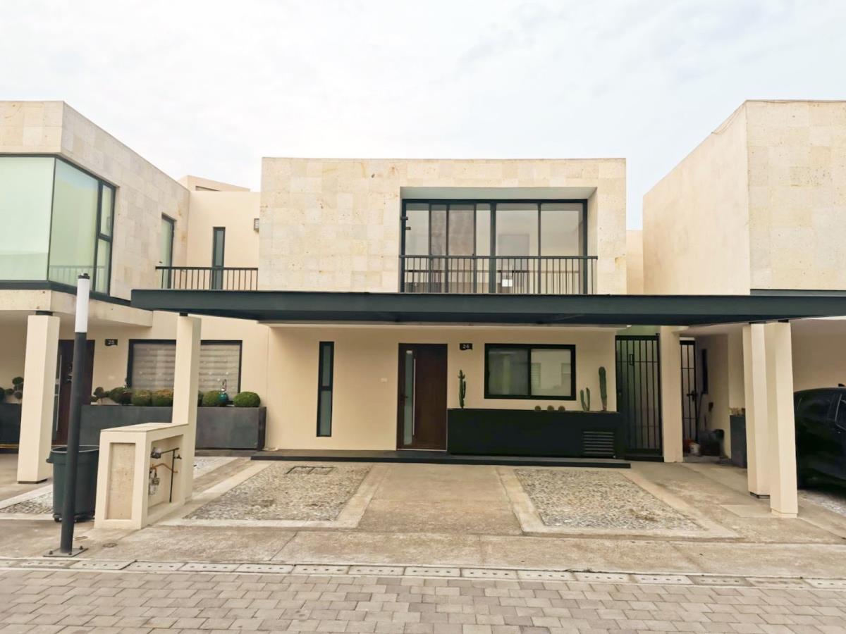 Casa en venta en Fénix Residencial, San Mateo Atenco — foto 1 de 18