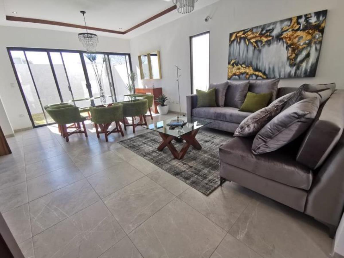 Casa en venta en Villas del Renacimiento, Torreón — foto 1 de 16