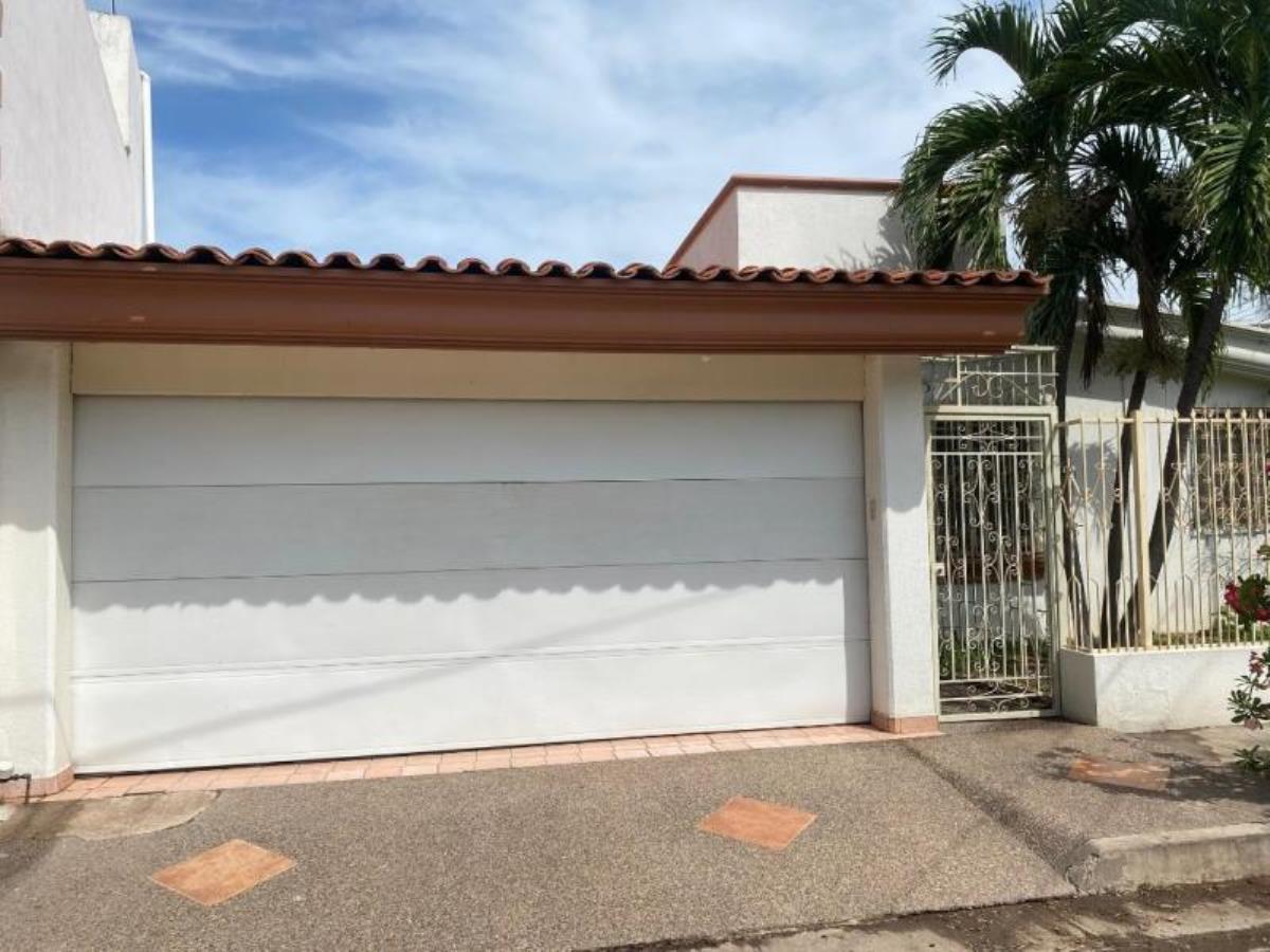 Casa en venta en Nuevo Culiacan, Culiacán — foto 1 de 13