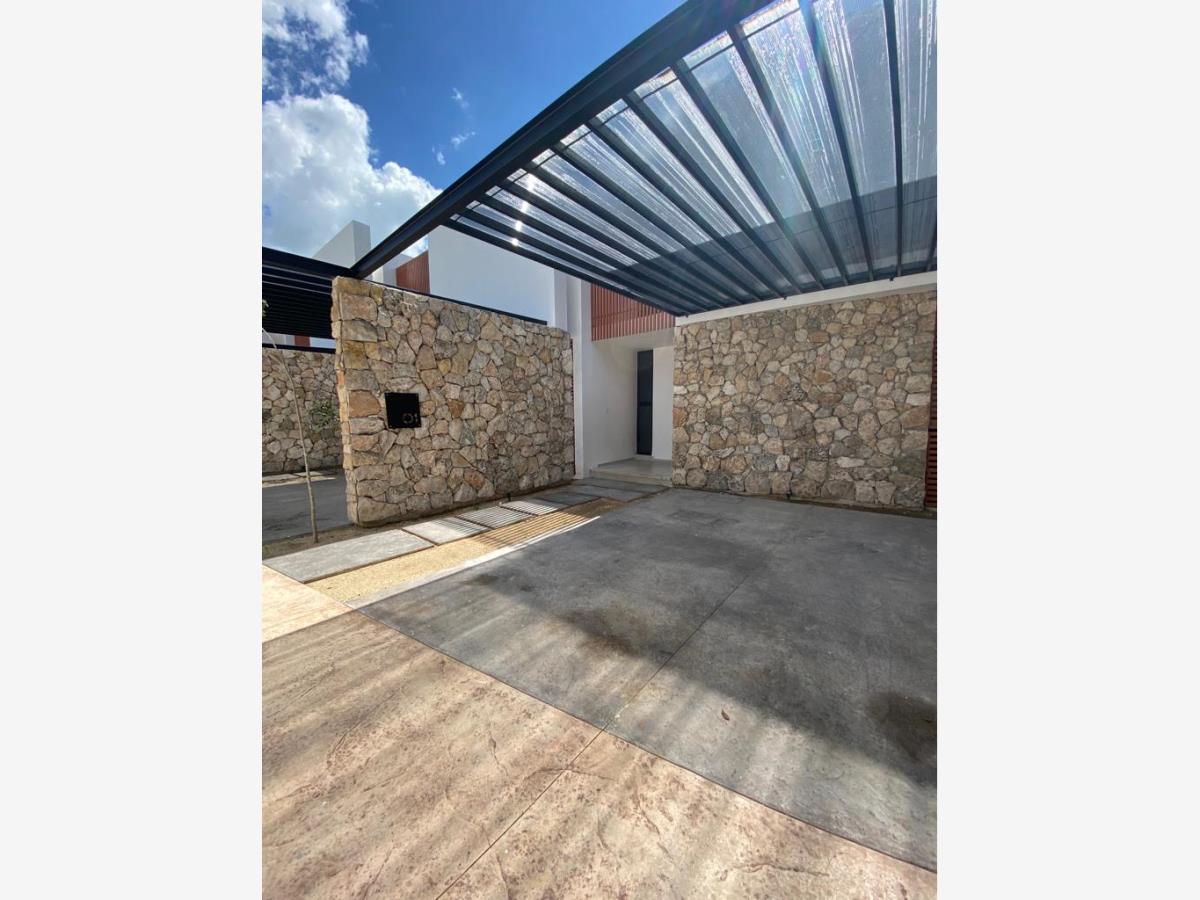 Casa en renta en Temozon Norte, Mérida — foto 1 de 15