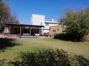 Casa en venta en Balvanera Polo y Country Club, Corregidora — foto 3 de 33