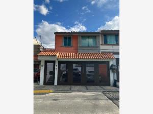 Casa en venta en Bellavista Satélite, Tlalnepantla de Baz, México
