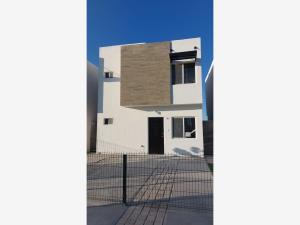 Casa en venta en Kalia Residencial, Torreón, Coahuila de Zaragoza Casa en venta en Kalia Residencial, Torreón, Coahuila de Zaragoza