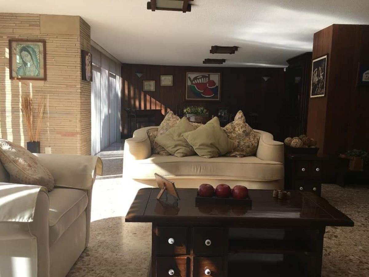 Casa en venta en Jardines de la Florida, Naucalpan de Juárez — foto 1 de 18