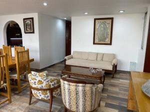 Departamento en venta en Santa Cruz del Monte, Naucalpan de Juárez — foto 2 de 13