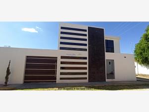 Casa en venta en Ex-Hacienda la Soledad, Santa María Atzompa — foto 3 de 66