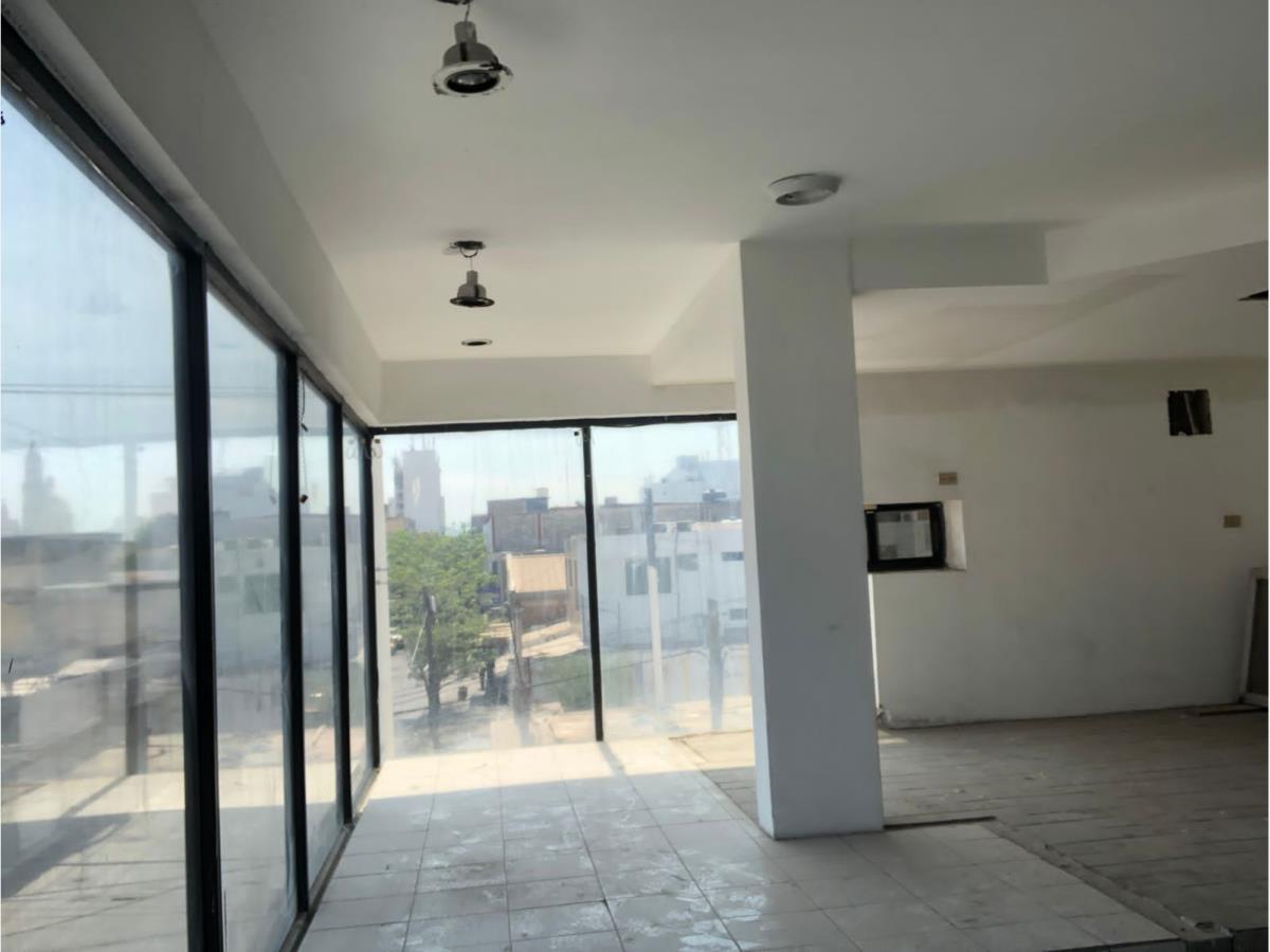 Edificio en renta en Centro, Culiacán — foto 1 de 17