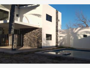 Casa en venta en San Armando, Torreón — foto 2 de 25