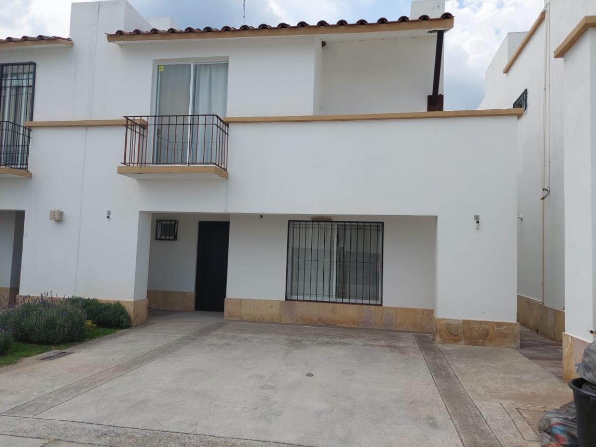 Casa en renta en Lomas del Pedregal, Irapuato — foto 1 de 17