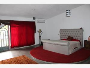 Casa en venta en Colinas del Bosque 2a Sección, Corregidora — foto 3 de 15