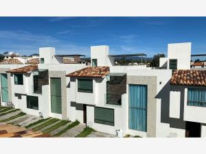 Casa en Cacalomacán Centro, Toluca, México