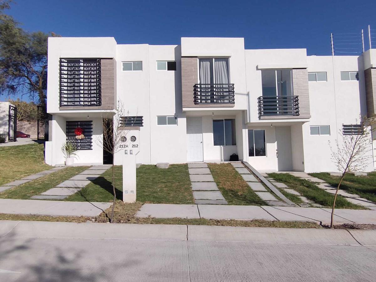 Casa en venta en Jardines de Los Naranjos, León — foto 1 de 20