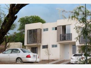 Casa en venta en Jardines de Los Naranjos, León — foto 2 de 20