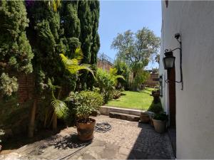 Casa en venta en Lomas de Vista Bella, Morelia — foto 2 de 44