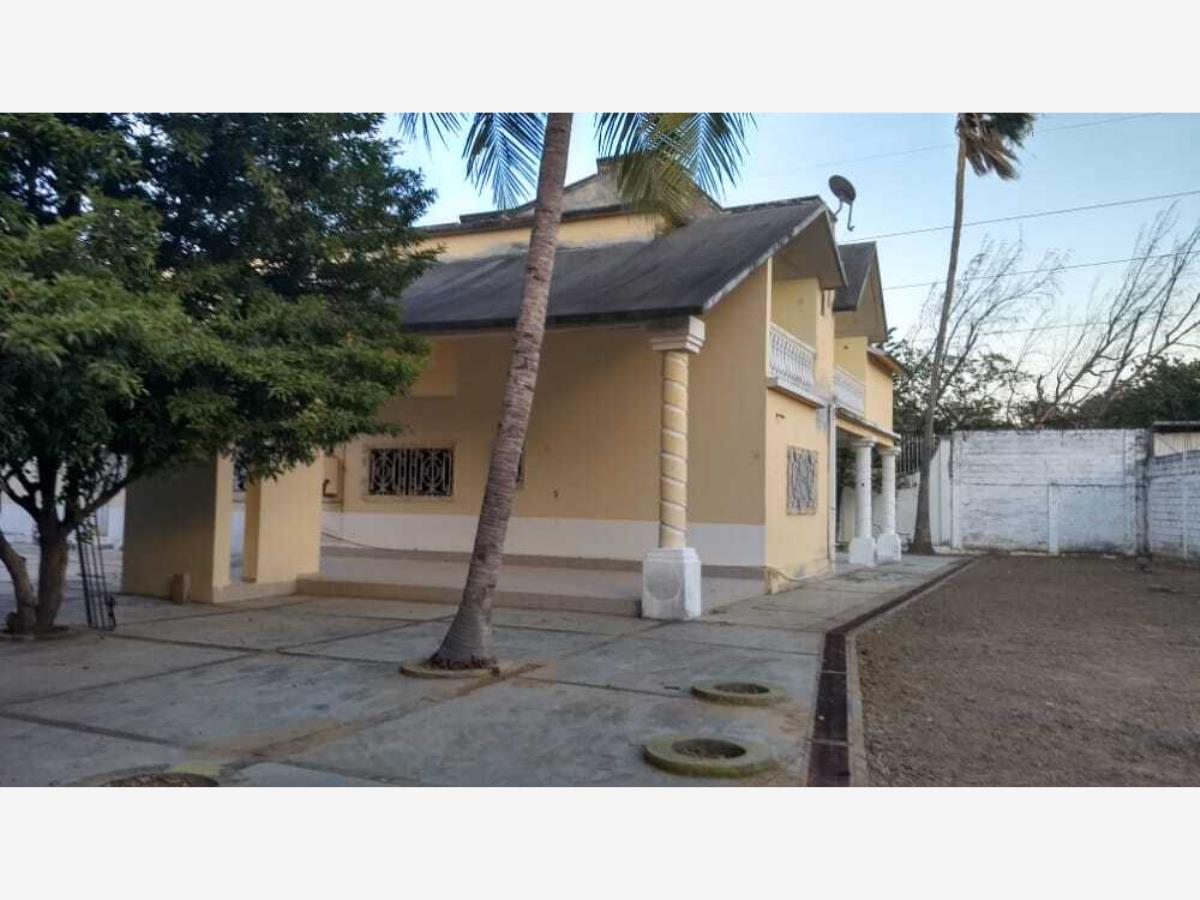 Casa en renta en Lazaro Cardenas, Salina Cruz — foto 1 de 31