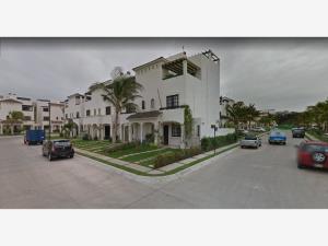 Casa en Quinta Al Andalus, Boca del Río, Veracruz de Ignacio de la Llave