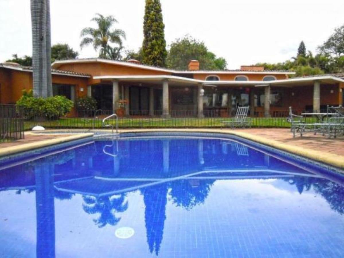 Casa en venta en Los Limoneros, Cuernavaca