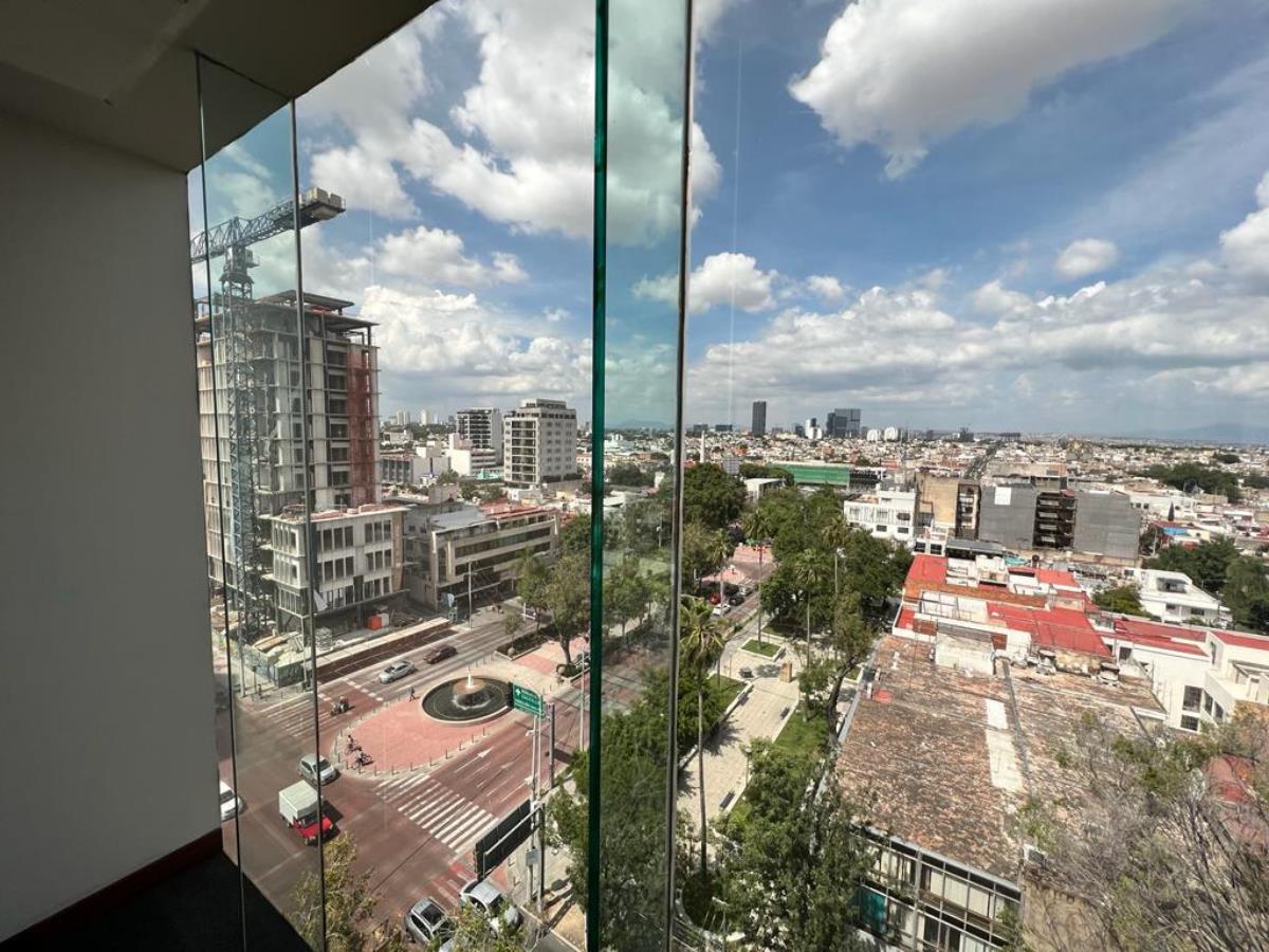 Local en renta en Ladron de Guevara, Guadalajara — foto 1 de 18