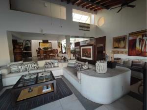 Casa en venta en Lomas de Cocoyoc, Atlatlahucan — foto 2 de 10