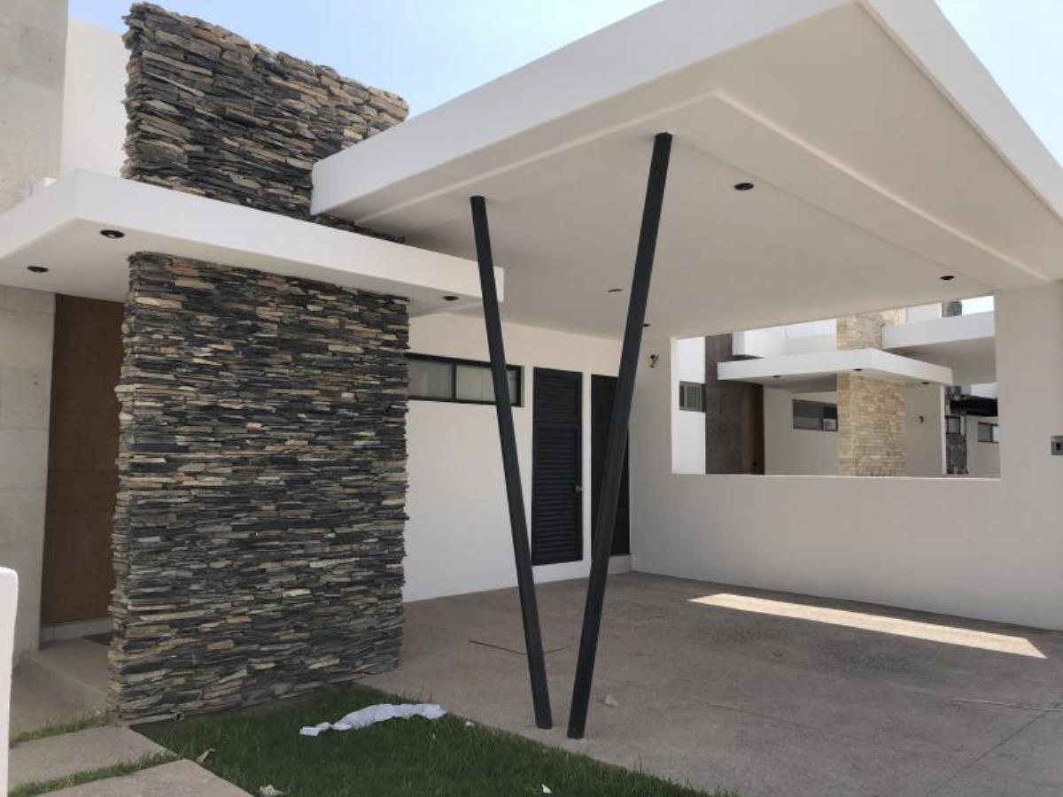 Casa en venta en Los Viñedos, Torreón — foto 1 de 15
