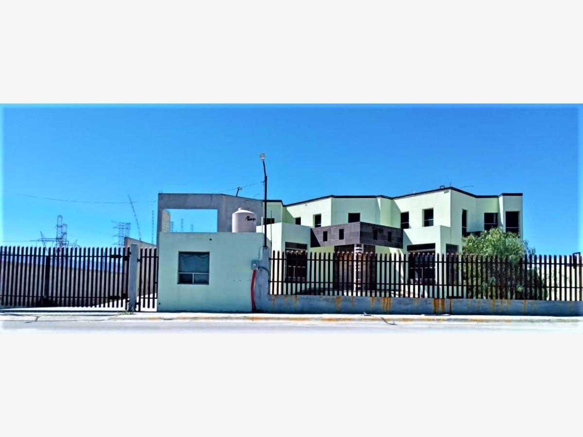 Oficina en venta en Valle de los Pinos, Ramos Arizpe — foto 1 de 10