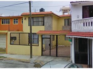 Casa en venta en Izcalli Piramide, Tlalnepantla de Baz — foto 2 de 6