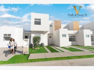Casa en venta en VALLE DE SANTA FE, Silao de la Victoria, Guanajuato