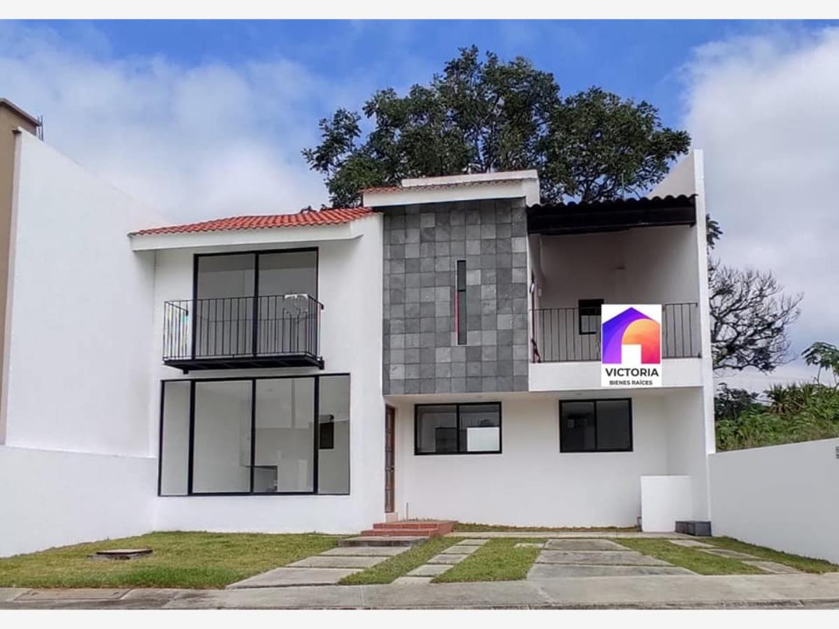 Casa en venta en Residencial la Llave, Fortín — foto 1 de 30