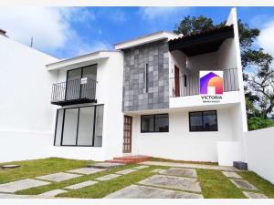 Casa en venta en Residencial la Llave, Fortín — foto 2 de 30
