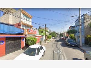 Casa en venta en Los Reyes Ixtacala 1ra. Sección, Tlalnepantla de Baz — foto 2 de 20