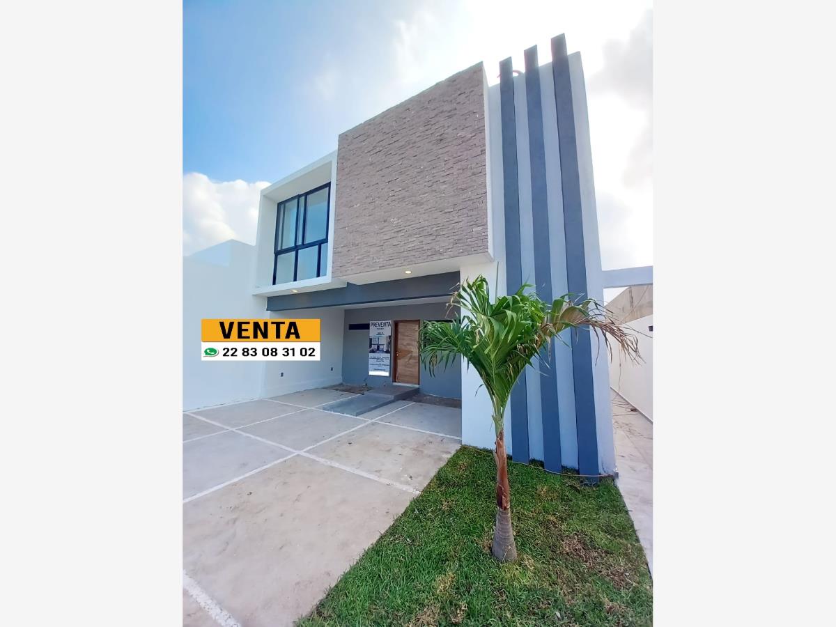 Casa en venta en Lomas de la Rioja, Alvarado — foto 1 de 17
