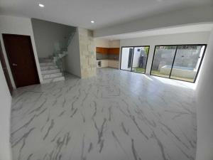 Casa en venta en Lomas de la Rioja, Alvarado — foto 2 de 26