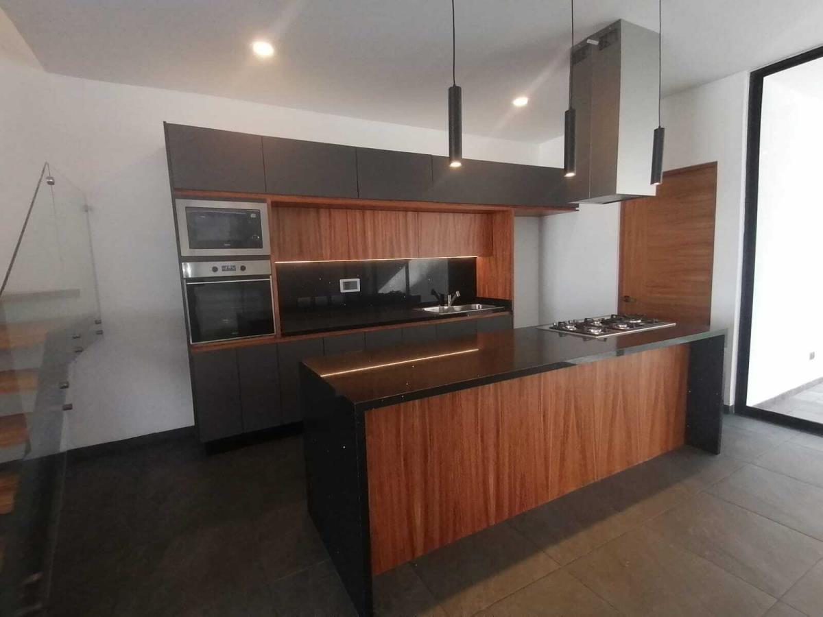 Casa en venta en Tres Marías, Morelia — foto 1 de 22