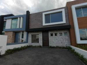 Casa en venta en Bosque Monarca, Morelia — foto 2 de 18