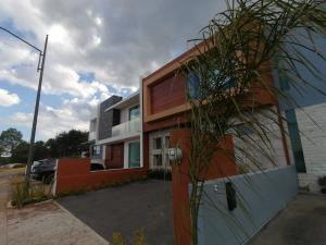 Casa en venta en Bosque Monarca, Morelia — foto 2 de 26